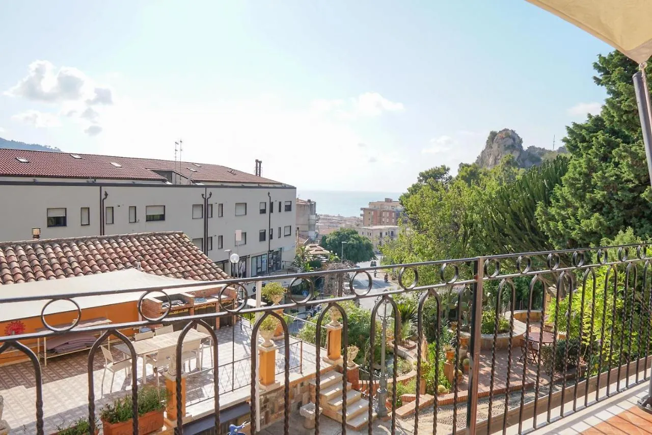 Villa Caterina - Solemar Sicilia Cefalu Apartment